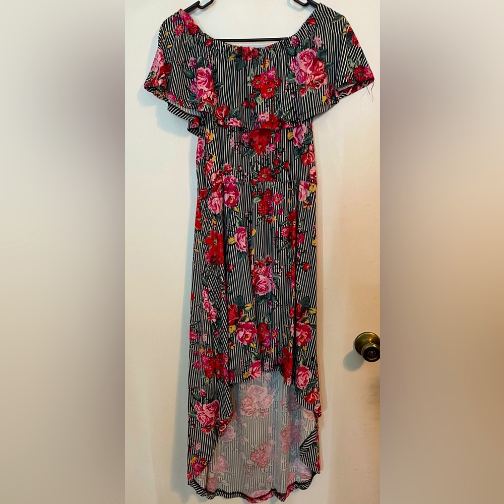 Shoulders off dress
